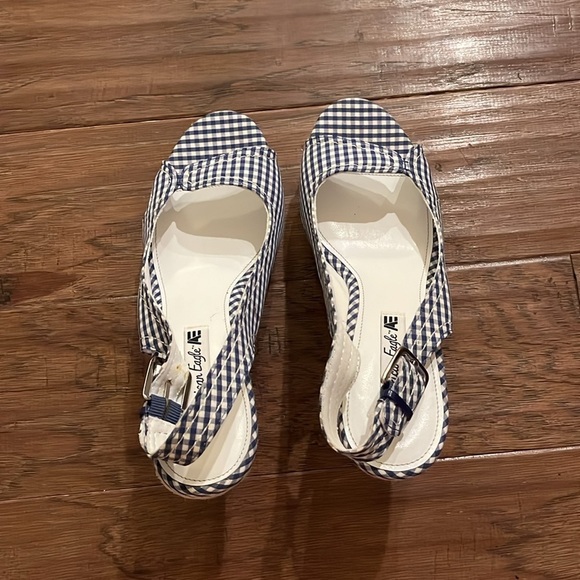 American Eagle Size 9 Blue and White Gingham Platform Espadrilles - Picture 2 of 6